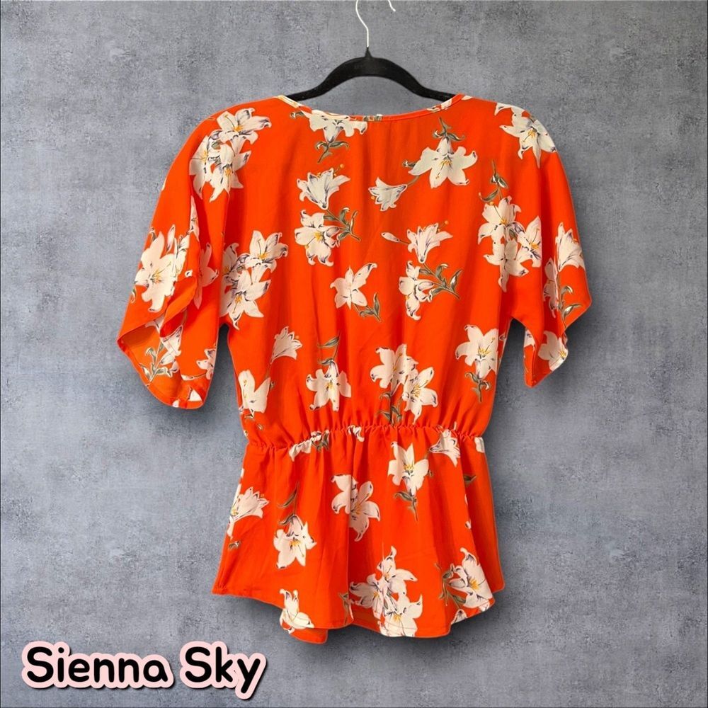 Sienna Sky Orange-Red Floral Cinched Waist Button-Down Blouse – Size S – EUC - Picture 6 of 7